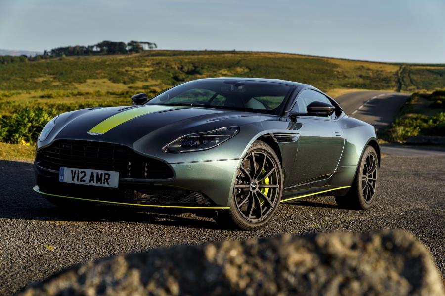  Aston Martin DB11 AMR Signature Edition 2018 года  (UK) (фото 10 из 40)